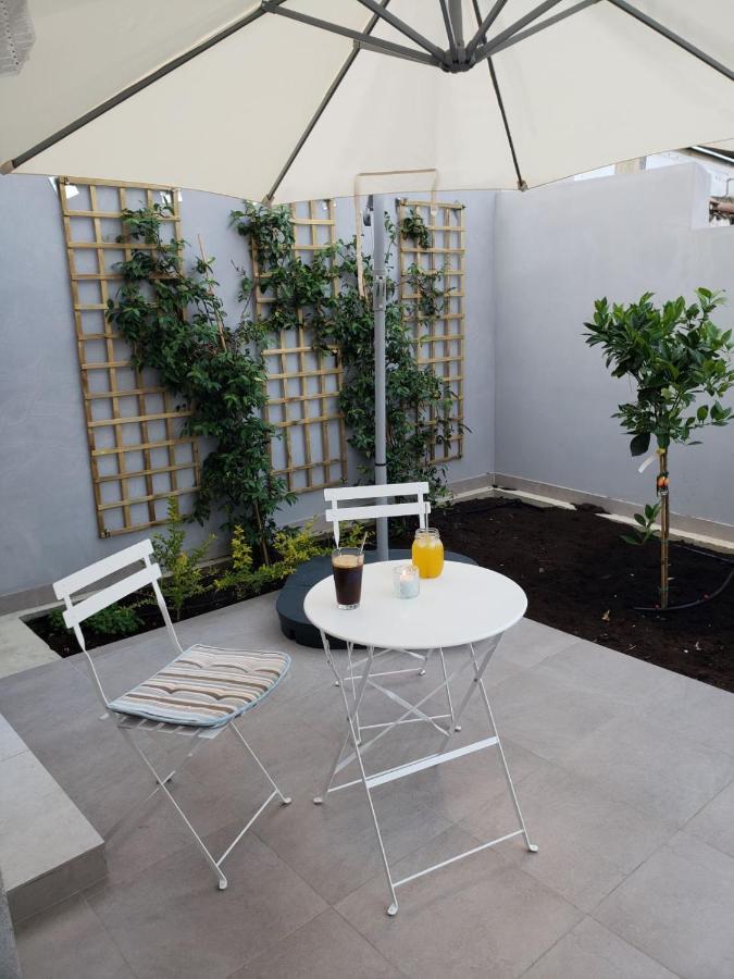 Modern & Cozy Studio W/ Backyard Near City Center Limassol Eksteriør billede